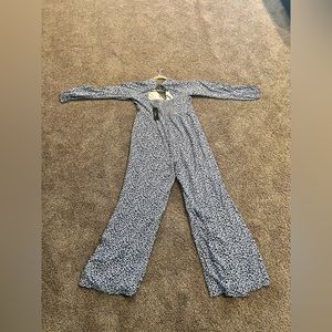 Lulu's Afternoon Out Blue Floral Print Long Sleeve Jumpsuit Size:M Lulu's